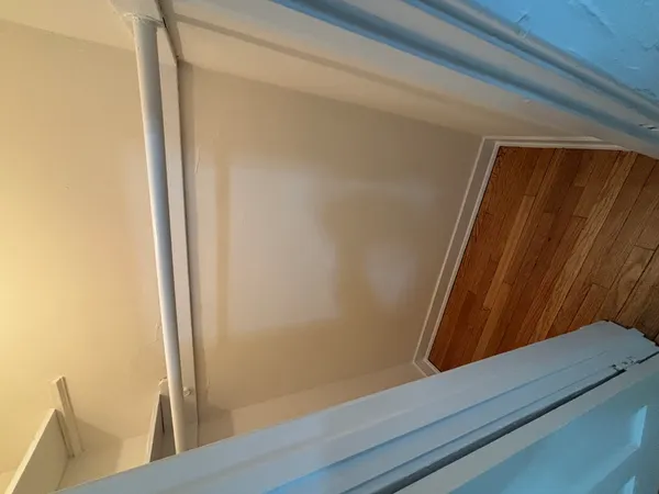 $1,250 | 2216 West Thome Avenue, Unit 3B, Chicago, IL 60659