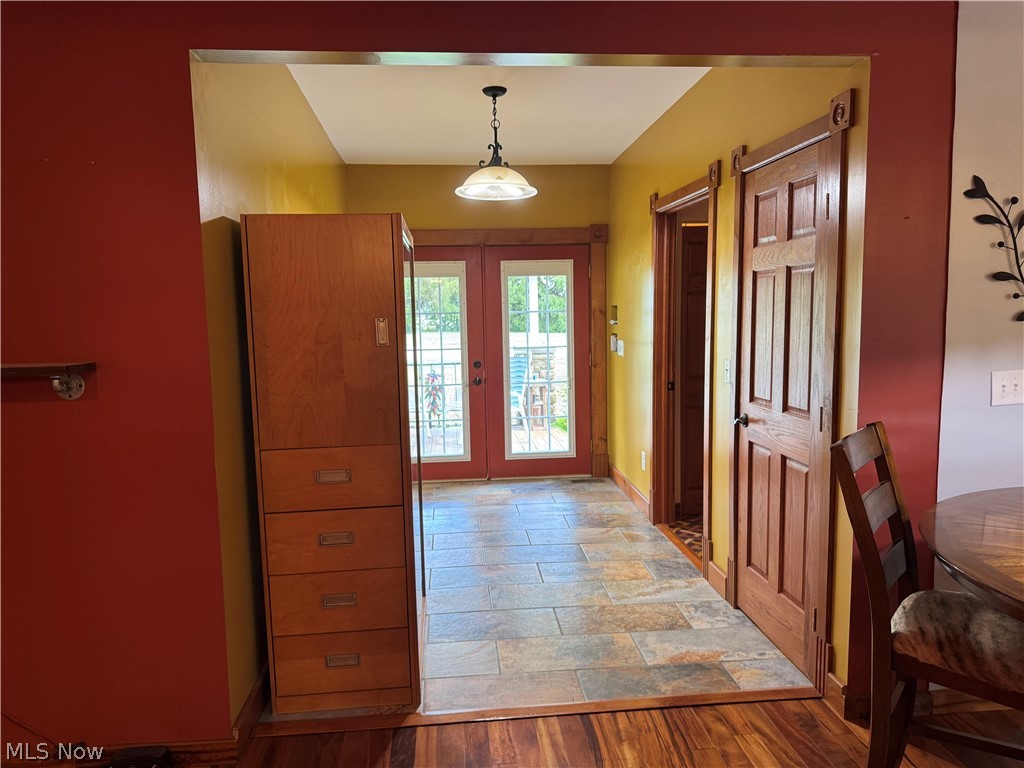 53532 High Ridge Road Bridgeport, OH 43912 - Photo 16 of 44 Gallery Image 16