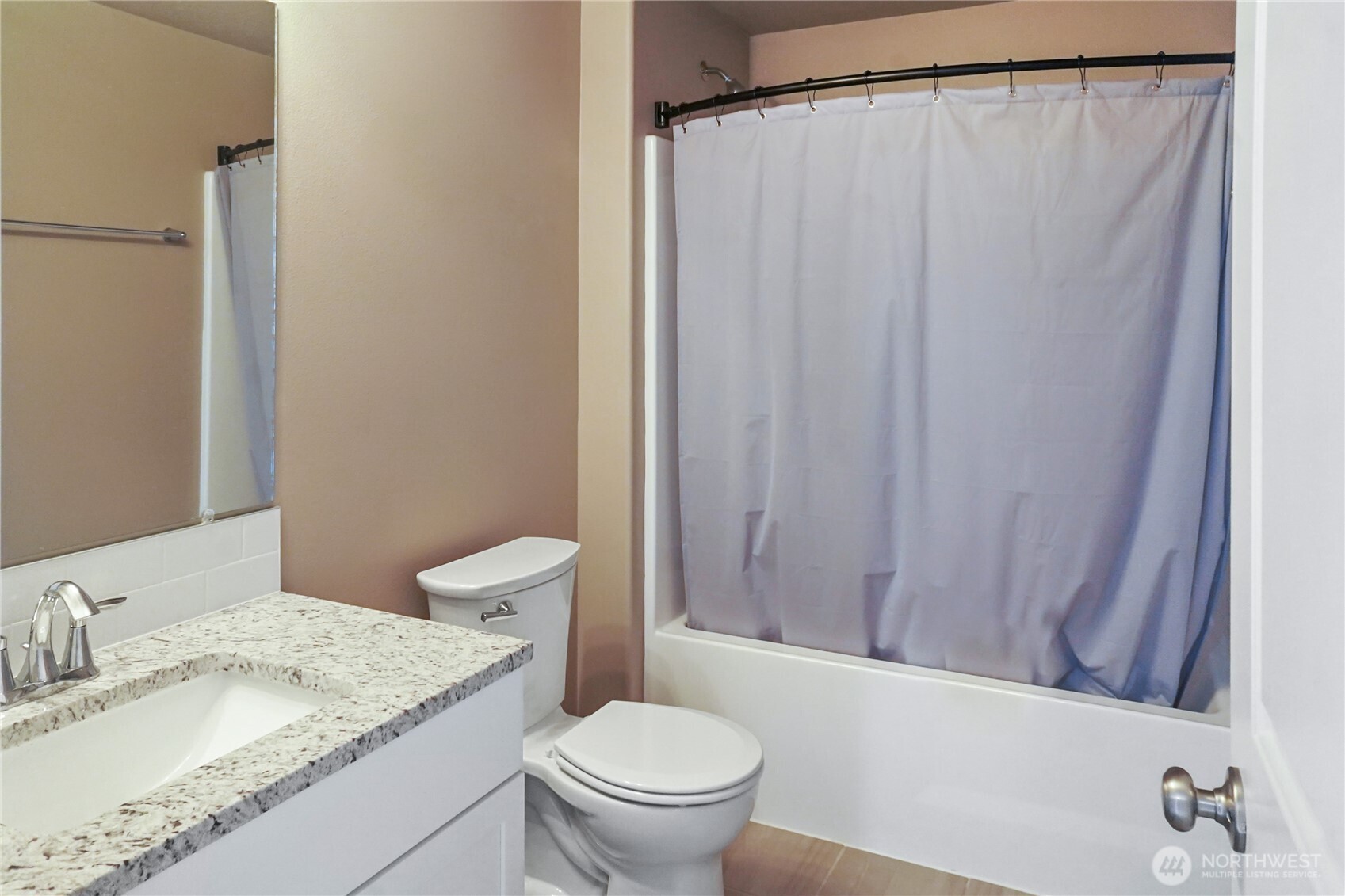 1125 West Sequoia Road Moses Lake, WA 98837 - Photo 4 of 24