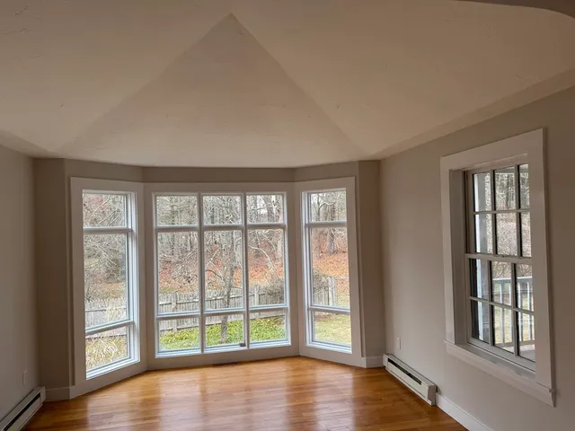 $4,200 | 396 Wellesley Avenue, Wellesley, MA 02481