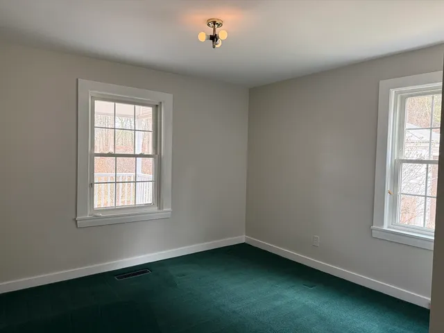 $4,200 | 396 Wellesley Avenue, Wellesley, MA 02481