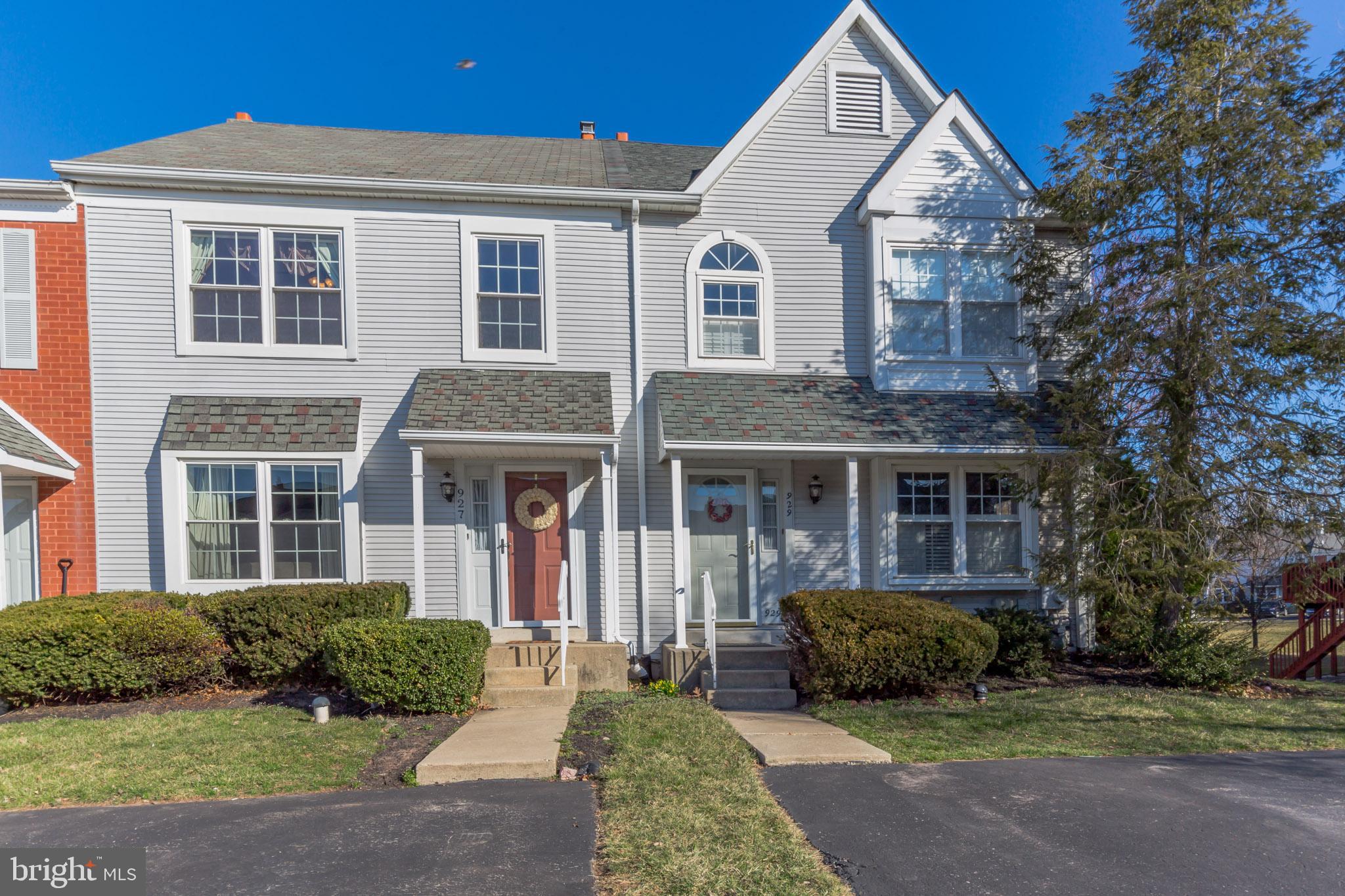 927 Craftsman Road Norristown, PA 19403 - Photo 3 of 26 Gallery Image 3