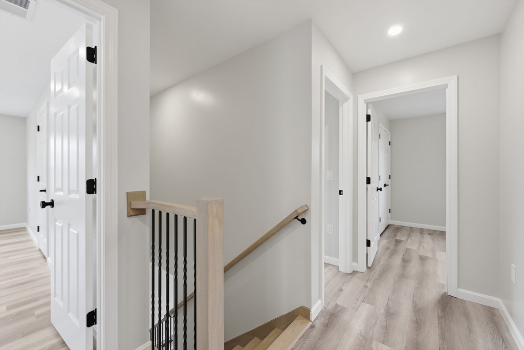 14 Crane Street Springfield, MA 01104 - Photo 20 of 41