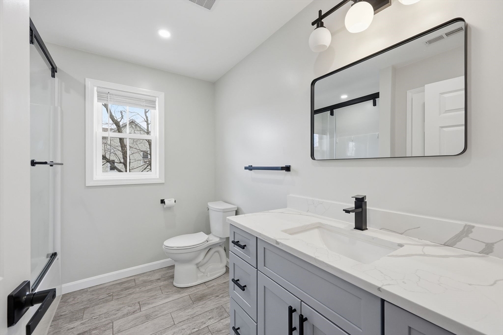 14 Crane Street Springfield, MA 01104 - Photo 29 of 41