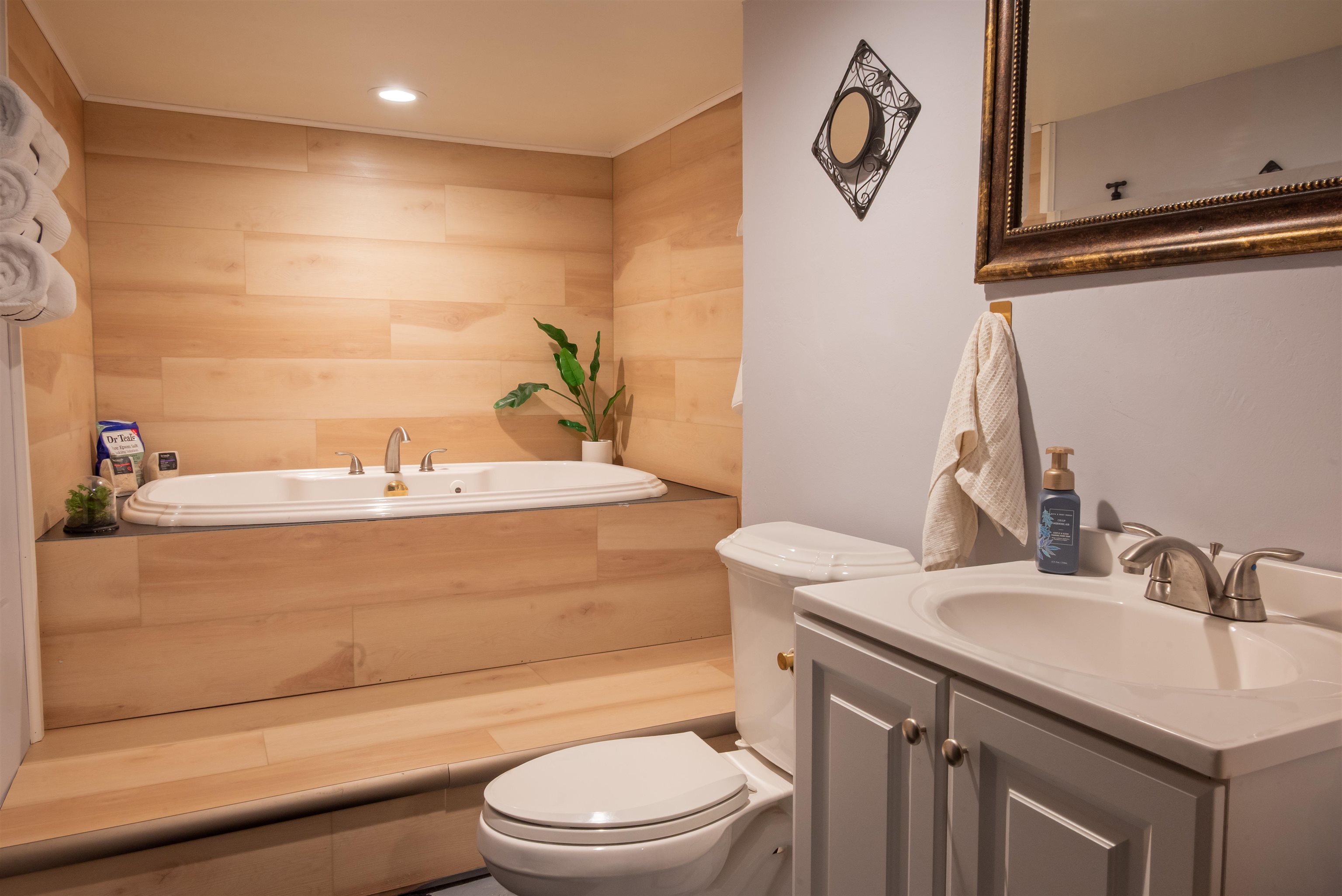 406 East Main Street Gillett, WI 54124 - Photo 19 of 27