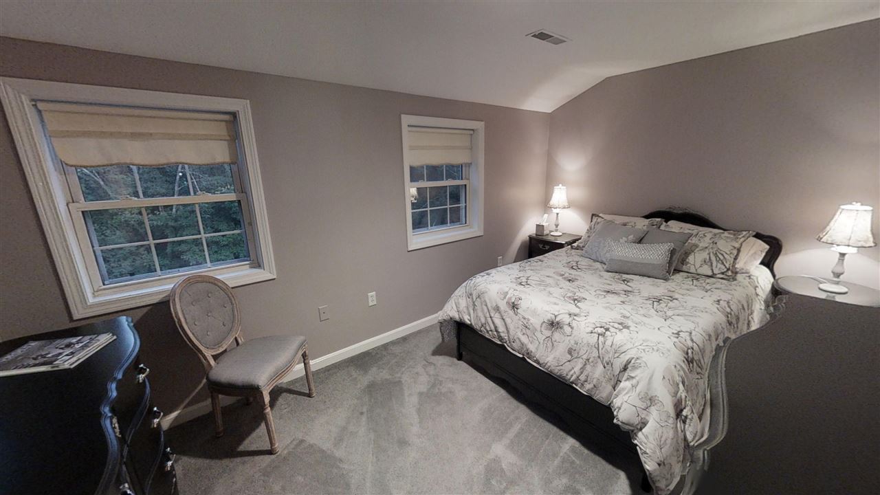 900 Mammoth Road Pelham, NH 03076 - Photo 20 of 31