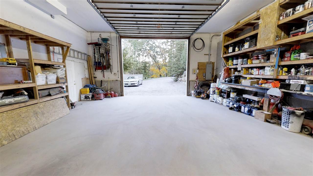 900 Mammoth Road Pelham, NH 03076 - Photo 26 of 31