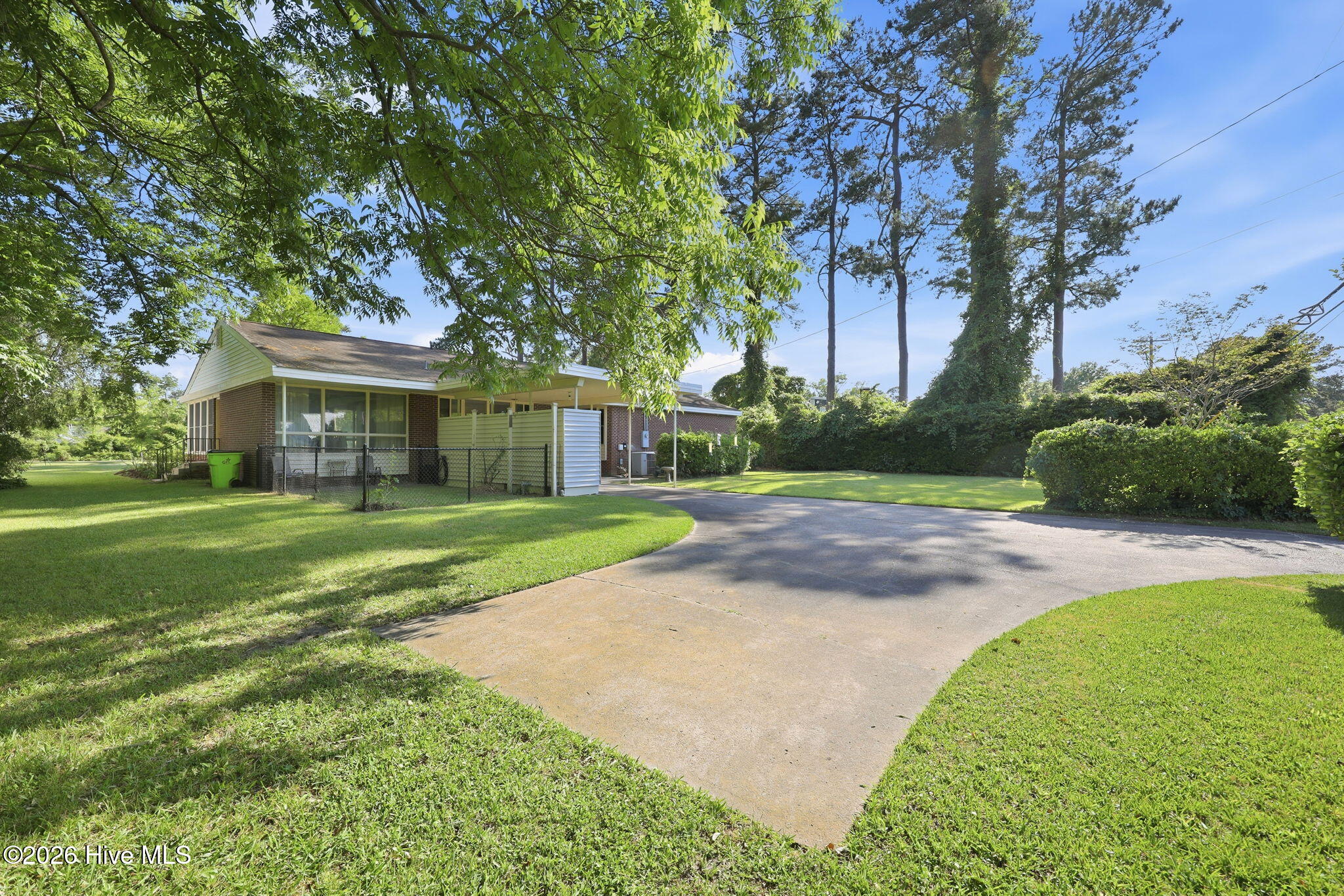 1608 Rhem Avenue New Bern, NC 28560 - Photo 39 of 51 39-web-or-mls-0C0A7158