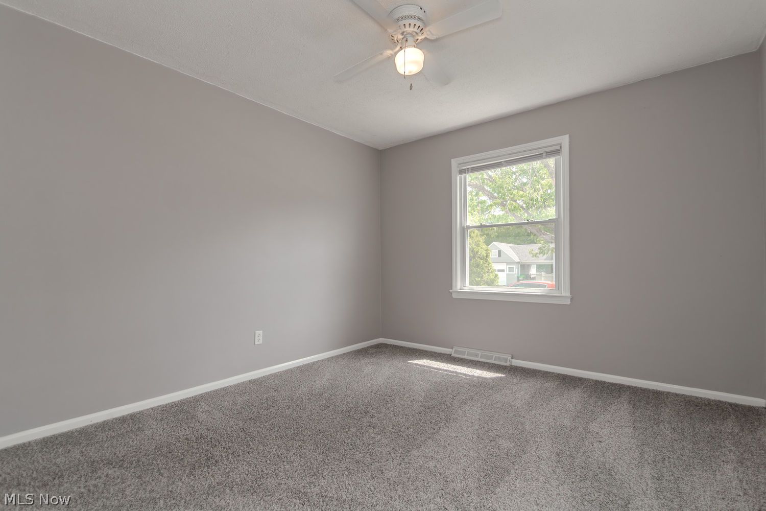 1640 Douglas Road Wickliffe, OH 44092 - Photo 22 of 39