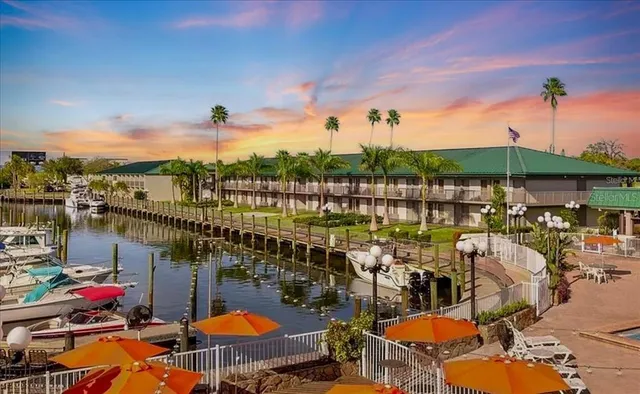 $99,000 | 7150 North Tamiami Trail, Unit S615, Sarasota, FL 34243