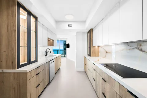 $1,999,000 | 3101 South Ocean Drive, Unit 1807, Hollywood, FL 33019