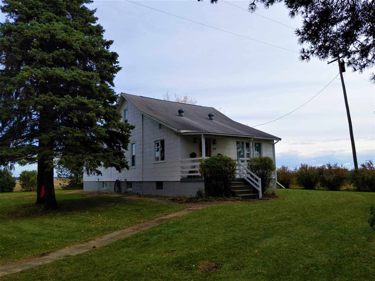 2809 South Quanicassee Road Reese, MI 48757 - Photo 5 of 35 50027121-4.JPG