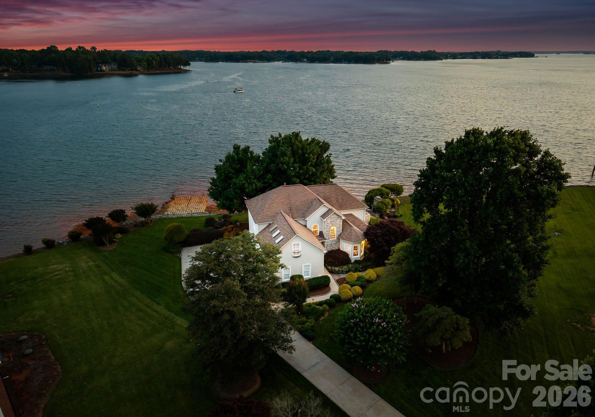 217 Westpaces Road Mooresville, NC 28117 - Photo 1 of 39