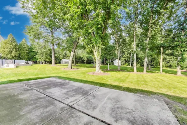 $899,000 | 3801 Madison Street, Oak Brook, IL 60523