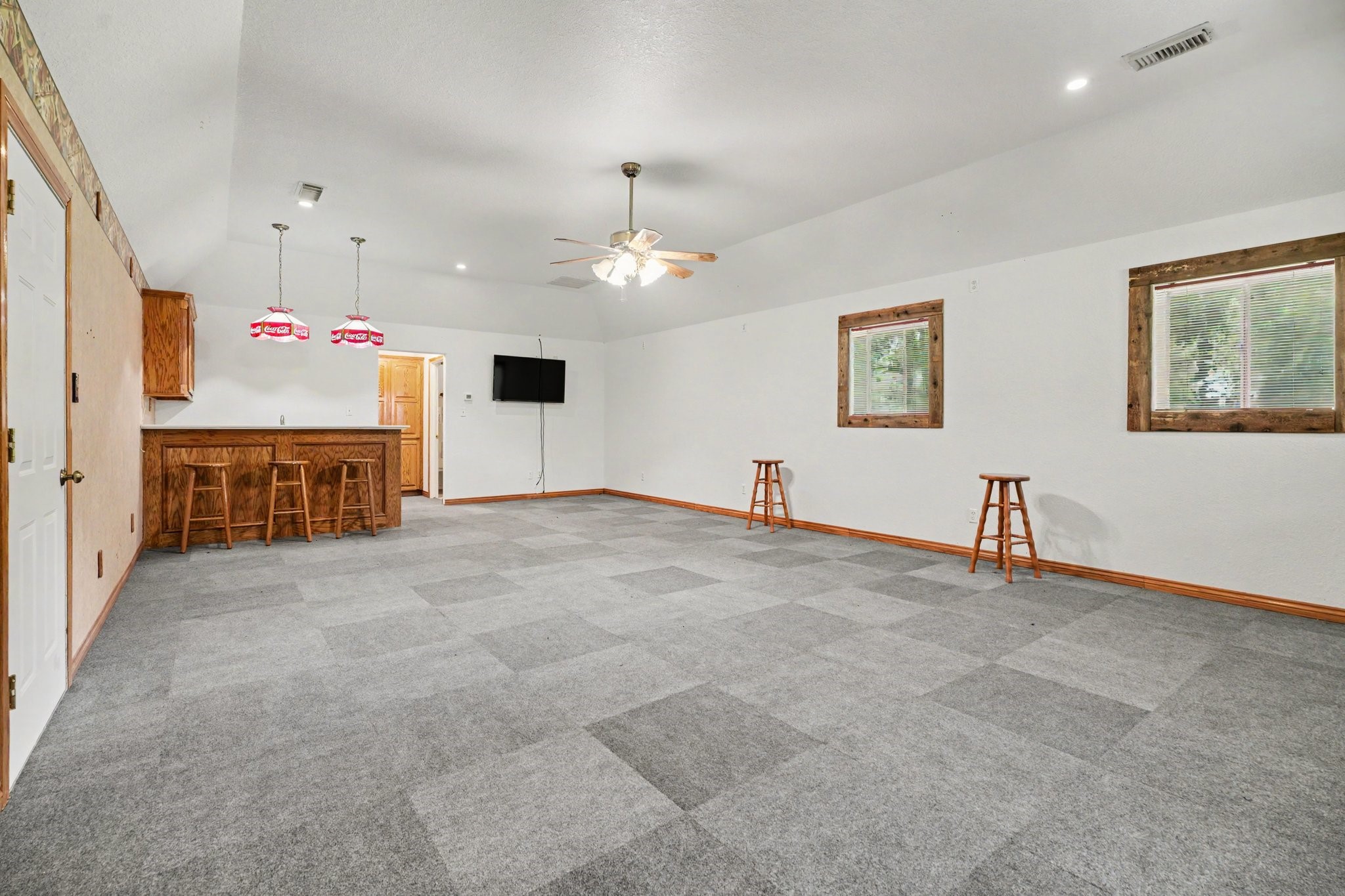 3320 Tower Road Santa Fe, TX 77517 - Photo 28 of 44 Game Room