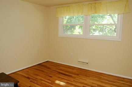 706 Pin Oak Road Severna Park, MD 21146 - Photo 18 of 28 Bedroom