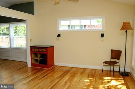706 Pin Oak Road Severna Park, MD 21146 - Photo 21 of 28 Living Room
