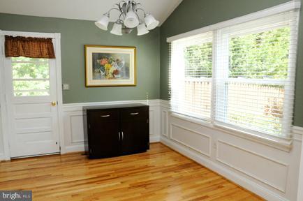 706 Pin Oak Road Severna Park, MD 21146 - Photo 8 of 28 Dining Room
