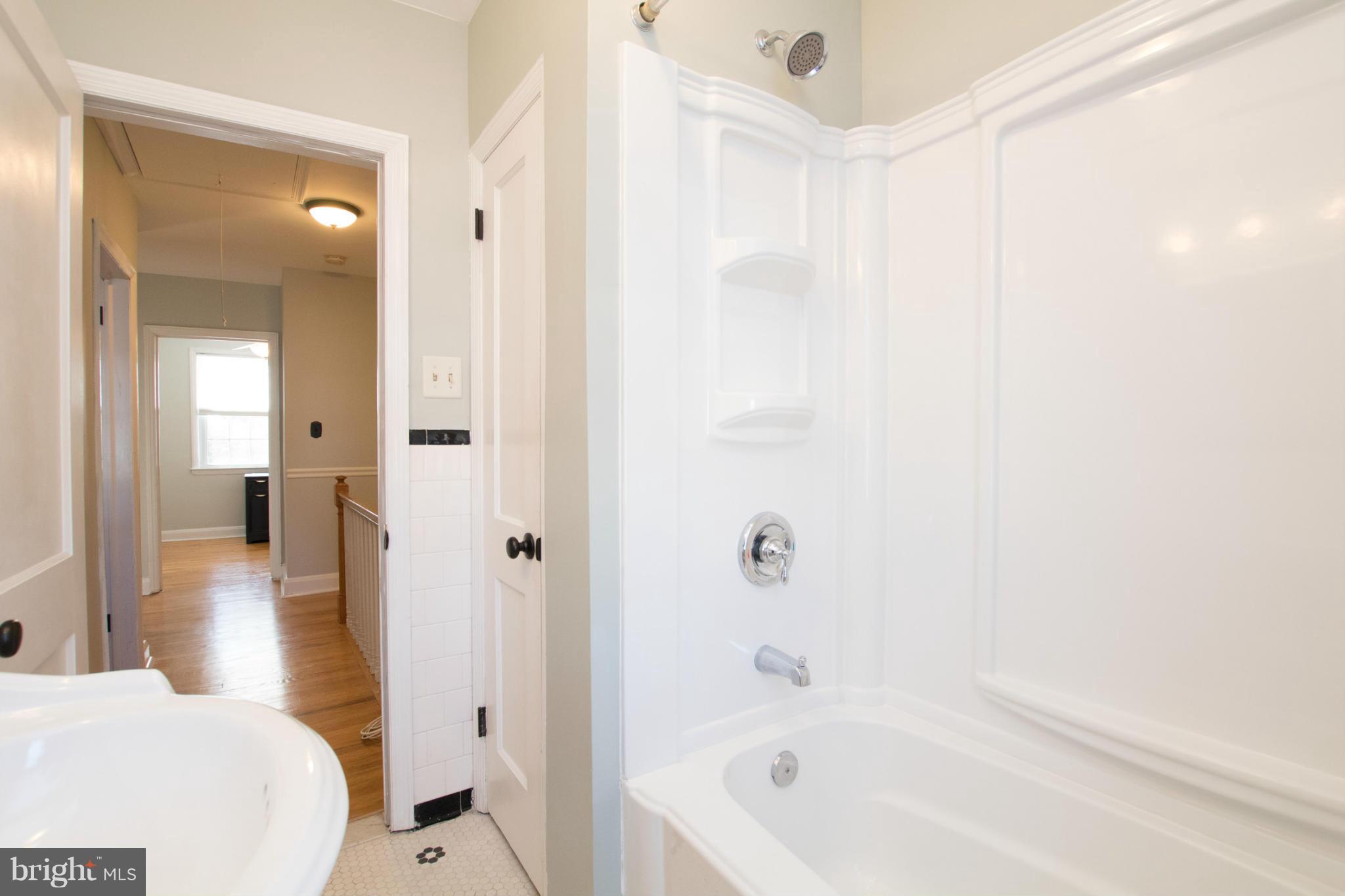 8237 Pleasant Plains Road Towson, MD 21286 - Photo 17 of 30 Freshly painted, updated bathroom