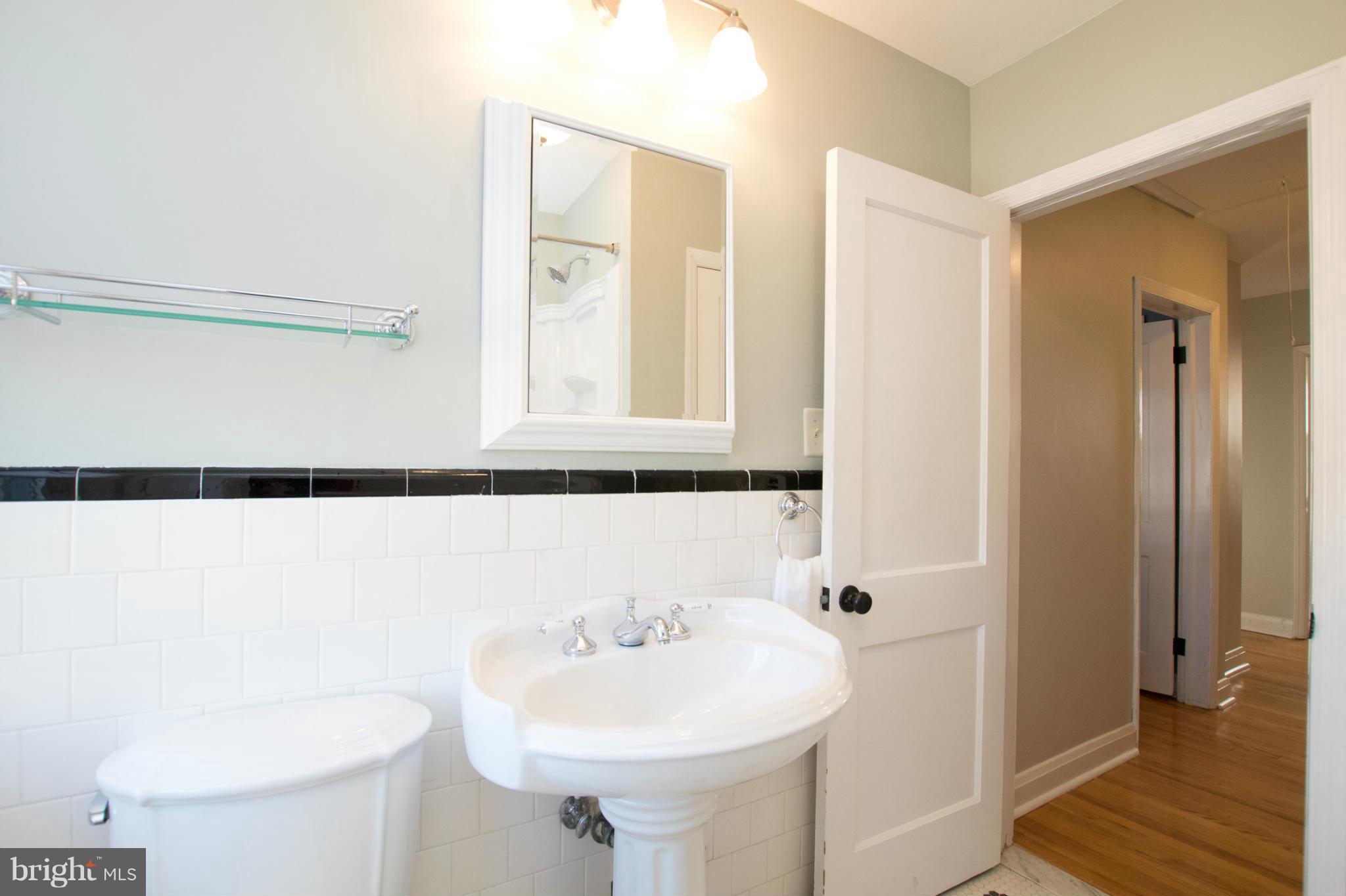 8237 Pleasant Plains Road Towson, MD 21286 - Photo 18 of 30 Bath