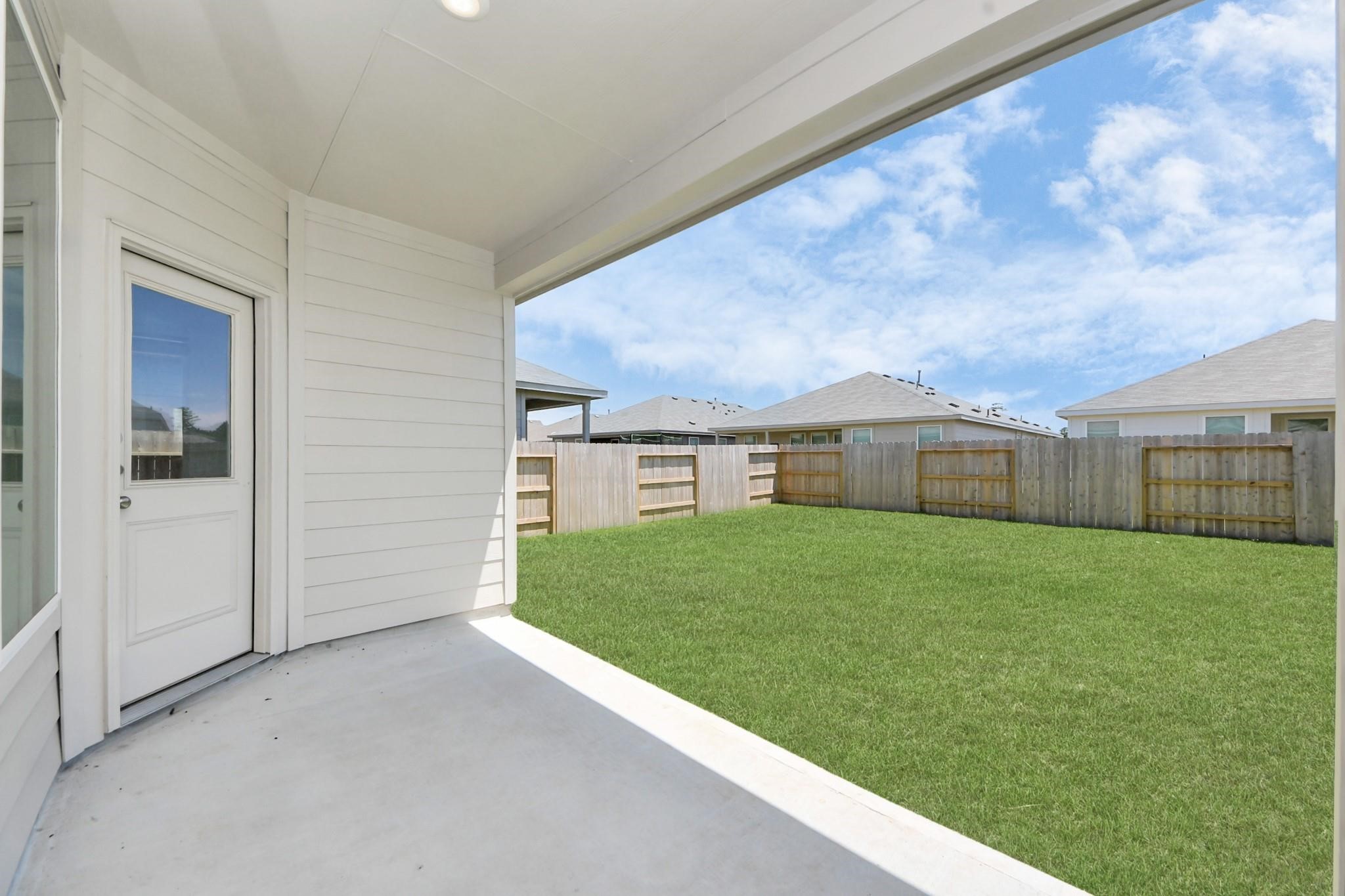 10650 Ellerston Road Cleveland, TX 77327 - Photo 21 of 25 Covered patio