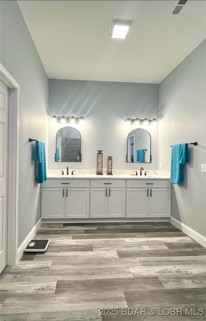 26450 Eagle Point Road, Unit (70' LAKEFRONT) Barnett, MO 65011 - Photo 17 of 52 Master bathroom double bowl sinks!