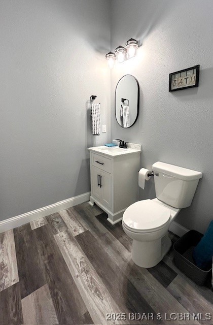 26450 Eagle Point Road, Unit (70' LAKEFRONT) Barnett, MO 65011 - Photo 28 of 52 Private # Bathroom in guest quarters