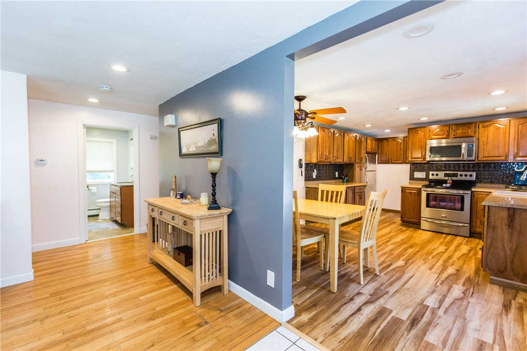 238 Knotty Oak Road Coventry, RI 02816 - Photo 5 of 40 Gallery Image 5