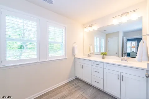 $1,100,000 | 11 Albie Drive, Mountain Lakes, NJ 07046