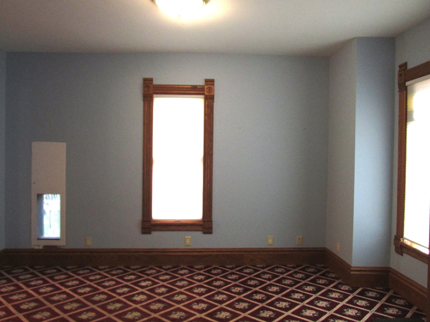 603 North 8th Street Rochelle, IL 61068 - Photo 15 of 33 an empty room with windows