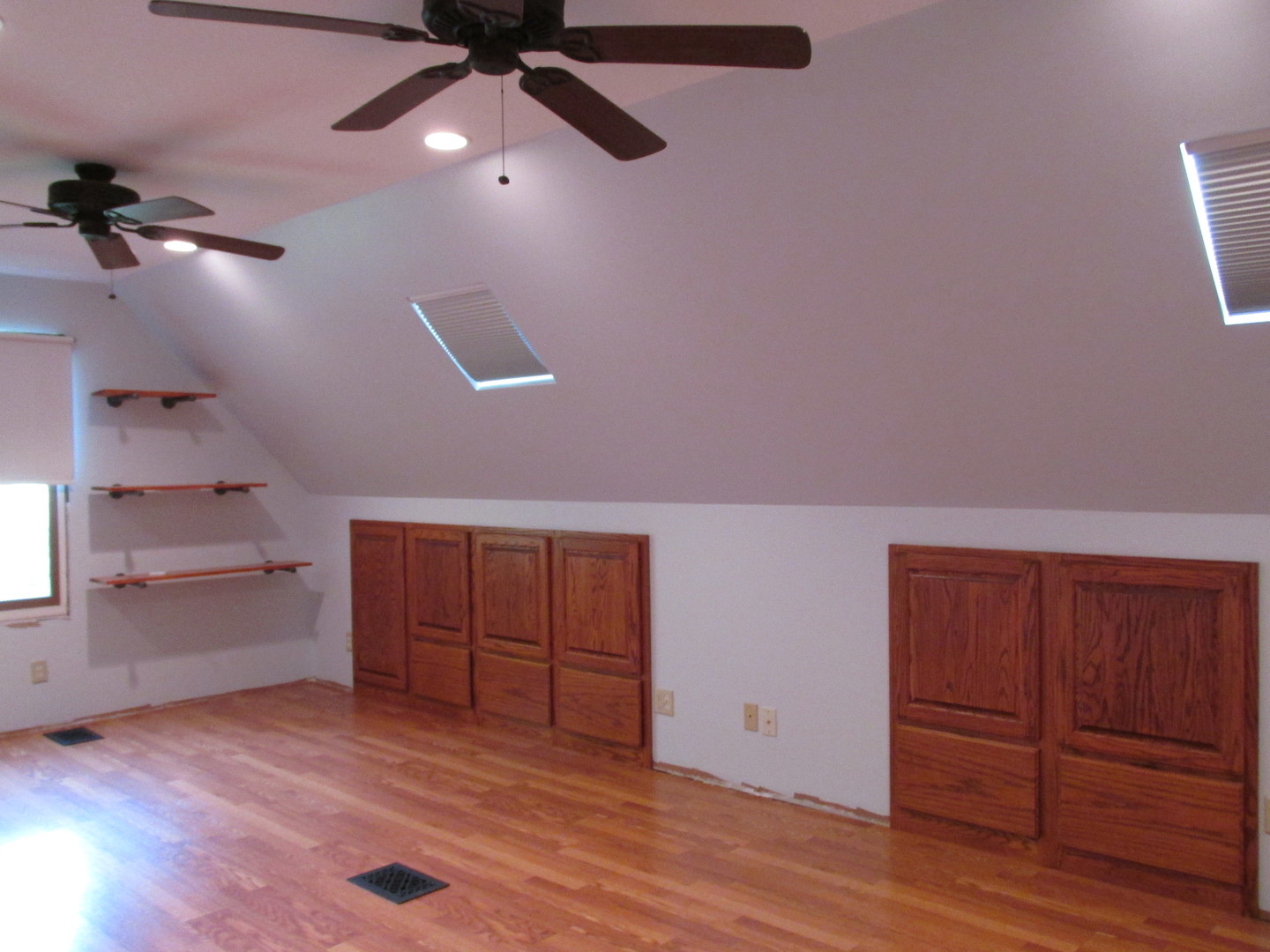 603 North 8th Street Rochelle, IL 61068 - Photo 25 of 33 wooden floor in an empty room