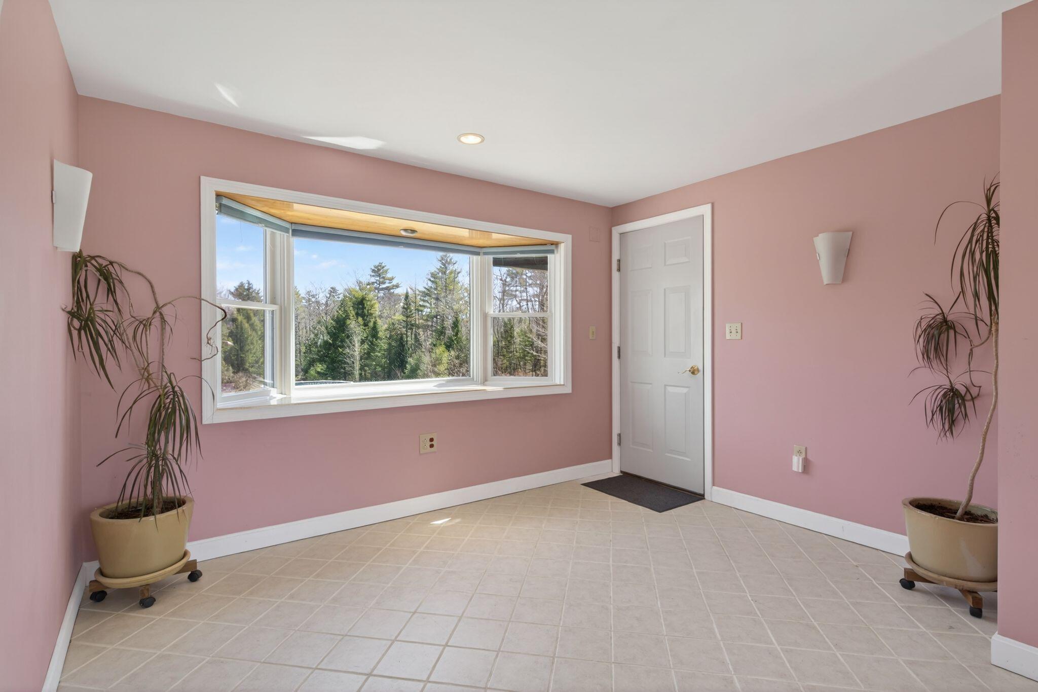 281 Portland Road Gray, ME 04039 - Photo 13 of 30 281_Portland_Rd_019