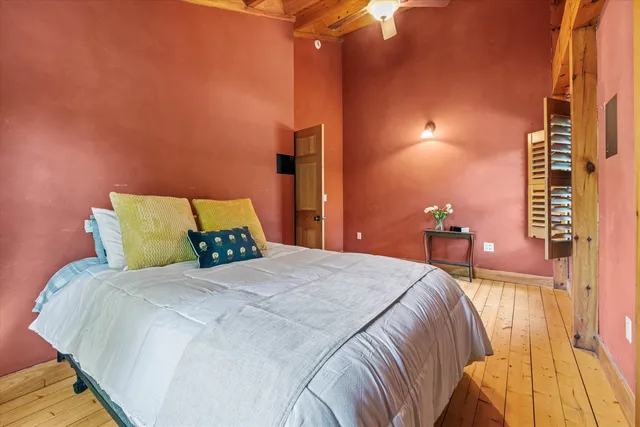 $850,000 | 245 Piscataqua Road, Madbury, NH 03824