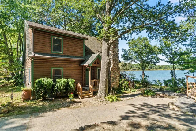 $850,000 | 245 Piscataqua Road, Madbury, NH 03824