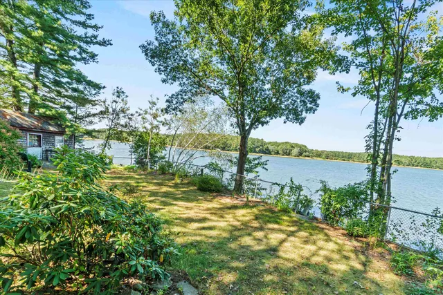 $850,000 | 245 Piscataqua Road, Madbury, NH 03824