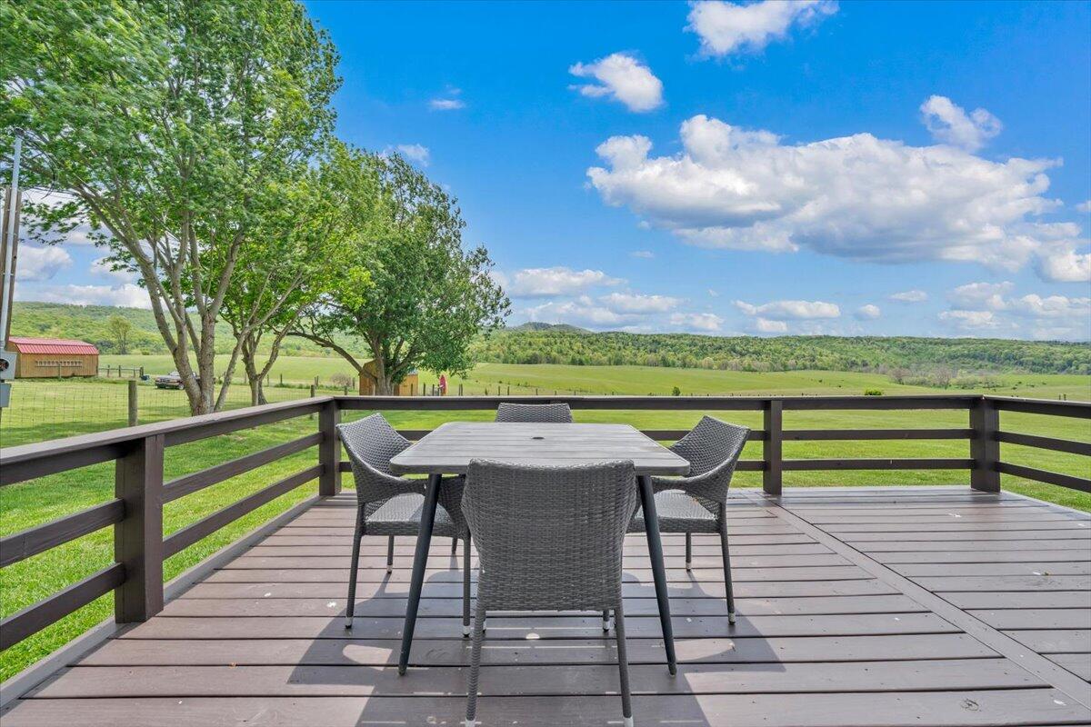 7153 Peppers Ferry Road Max Meadows, VA 24360 - Photo 31 of 67 a view of a terrace with furniture