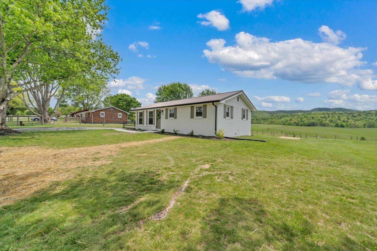 7153 Peppers Ferry Road Max Meadows, VA 24360 - Photo 43 of 67 43-MIB00870
