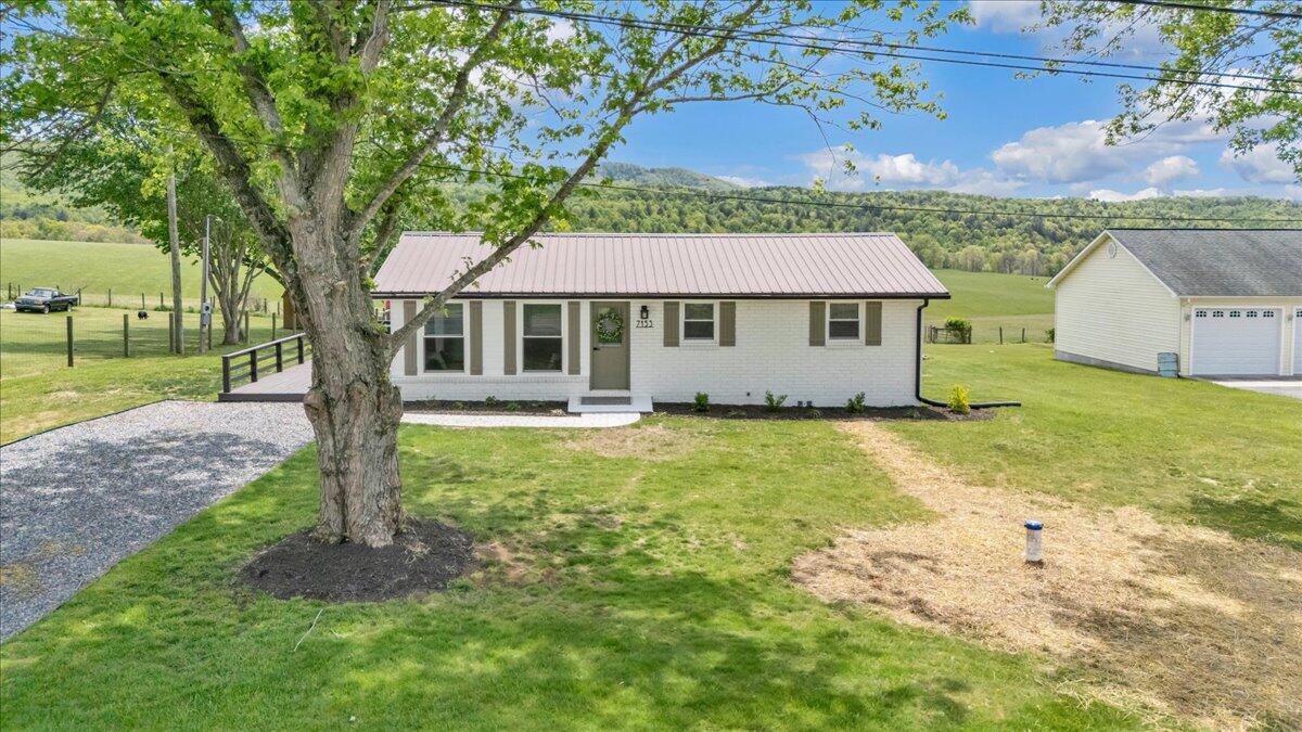 7153 Peppers Ferry Road Max Meadows, VA 24360 - Photo 61 of 67 62-DJI_20260504134102_0017_D