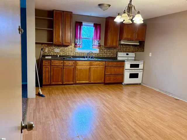 $125,000 | 14 McCaughrin Street, Pelzer, SC 29669