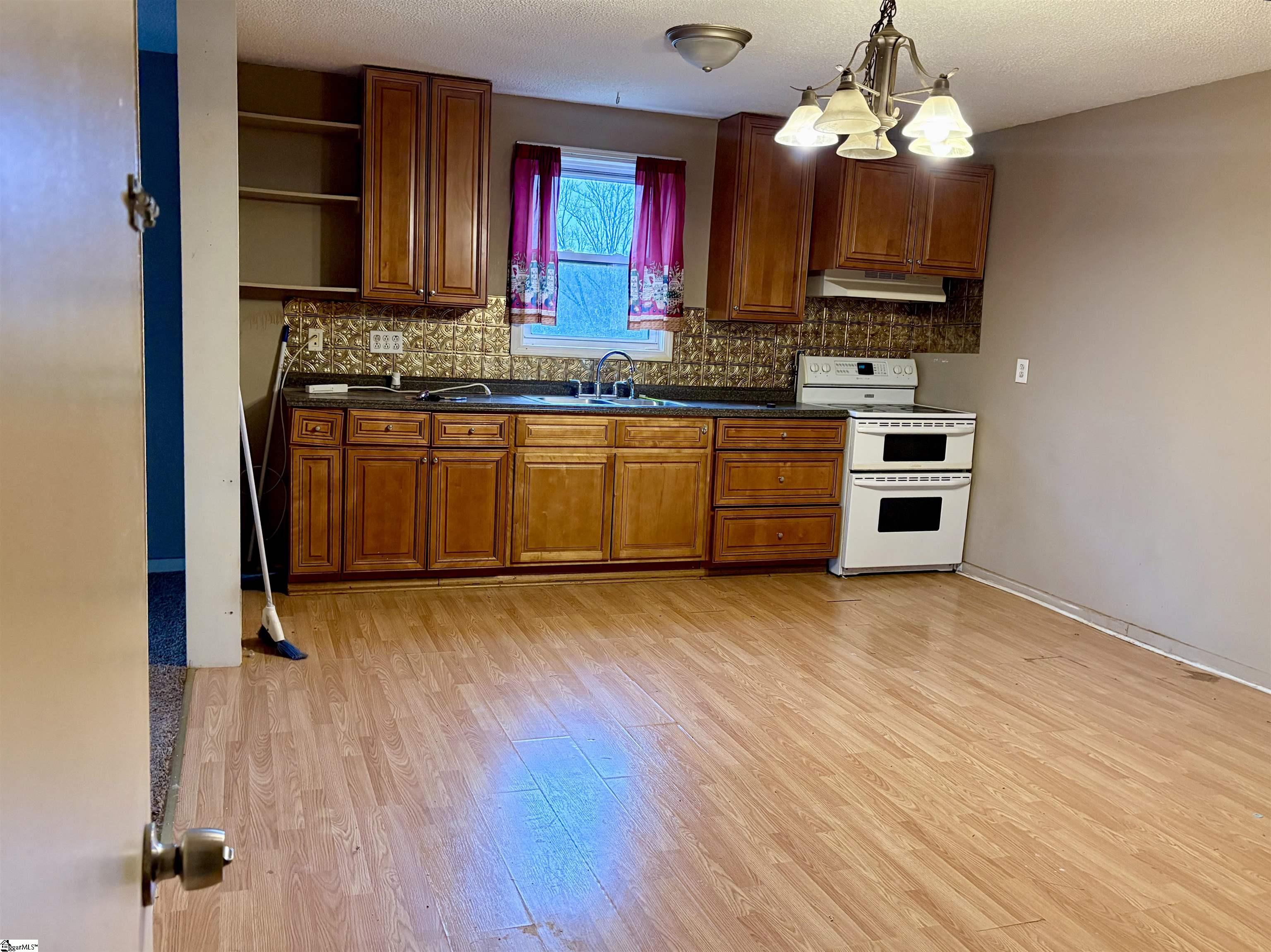 14 McCaughrin Street Pelzer, SC 29669 - Photo 2 of 5
