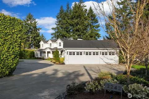 $7,890,000 | 2242 79th Avenue Northeast, Medina, WA 98039