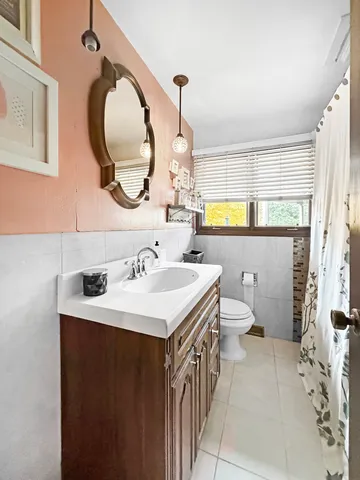 $235,000 | 2406 Highway 26, Freeport, IL 61032