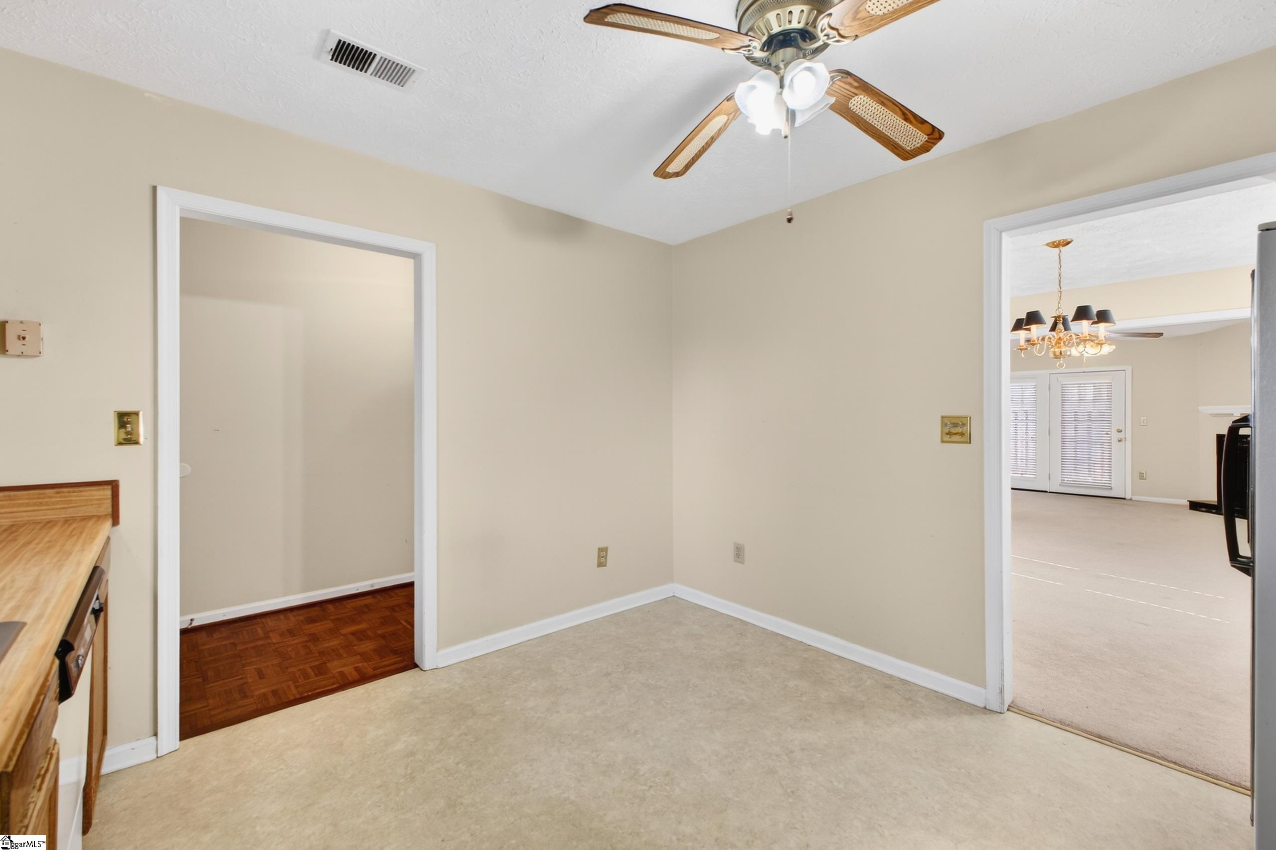 1206 Wenwood Circle Greenville, SC 29607 - Photo 16 of 28