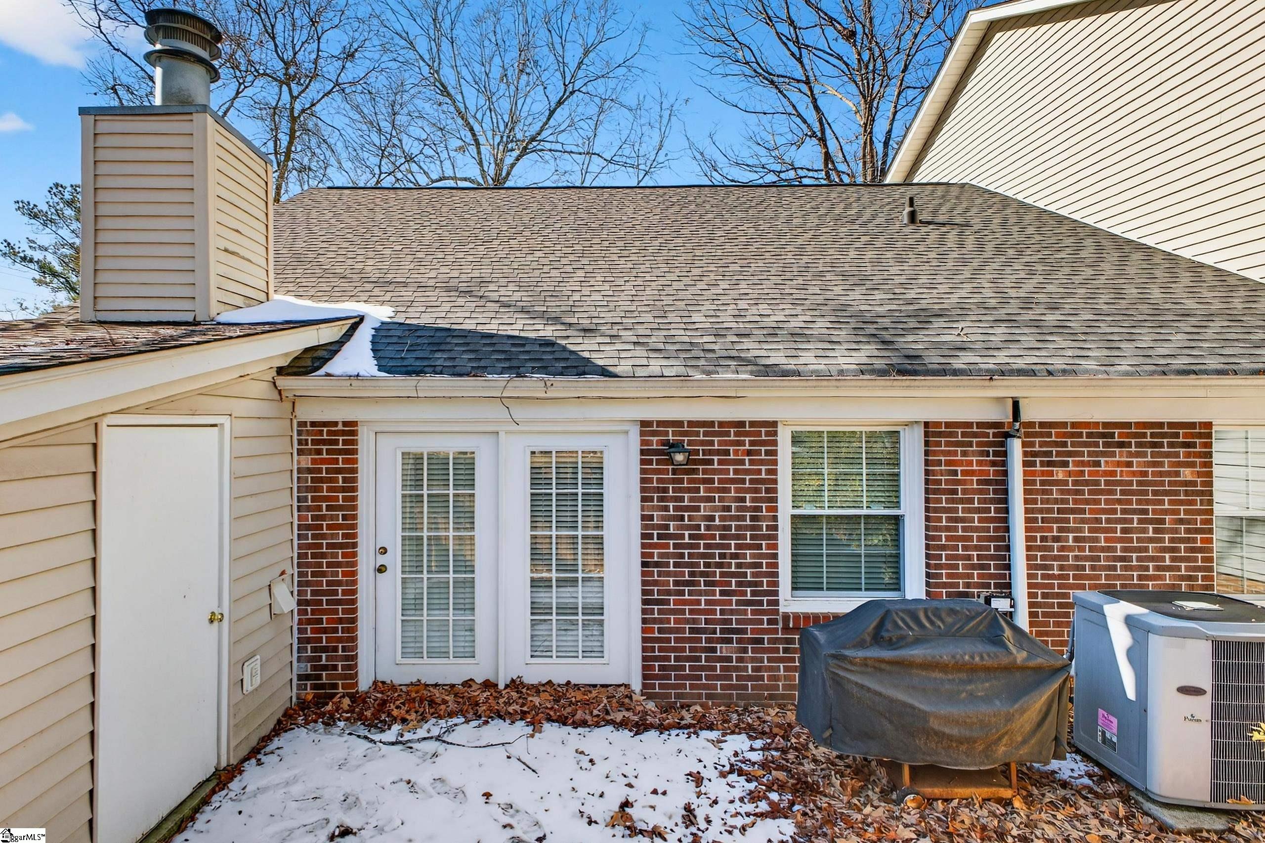 1206 Wenwood Circle Greenville, SC 29607 - Photo 3 of 28