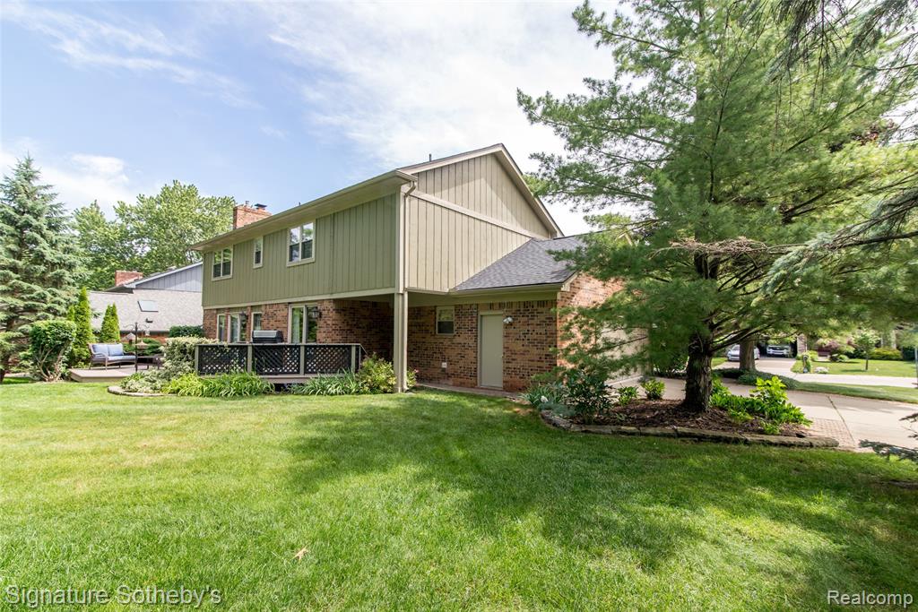 576 Ten Point Drive Rochester Hills, MI 48309 - Photo 40 of 51