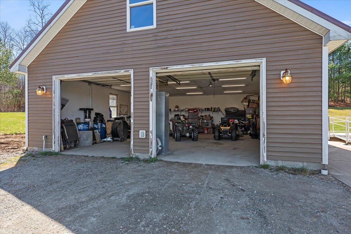 558 Murphy Road Bennington, VT 05257 - Photo 27 of 35