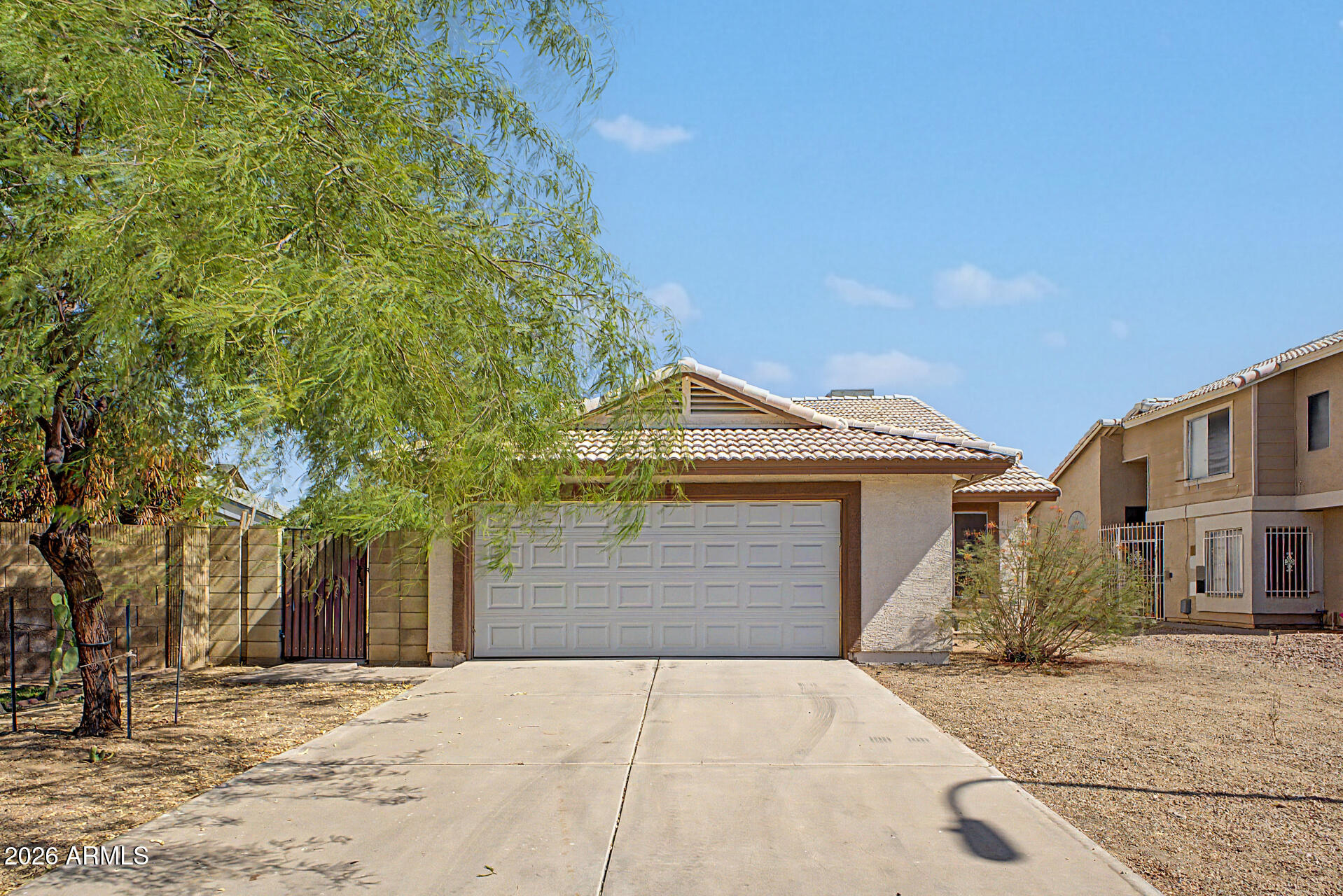 1621 East Darrel Road Phoenix, AZ 85042 - Photo 2 of 30 2 - Darrel