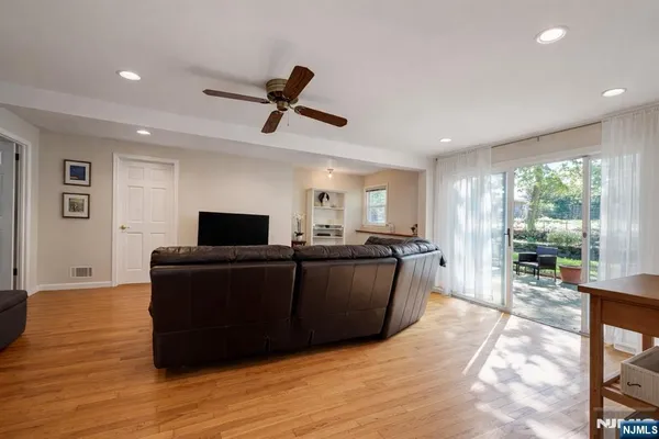 $1,290,000 | 71 Stewart Street, Demarest, NJ 07627