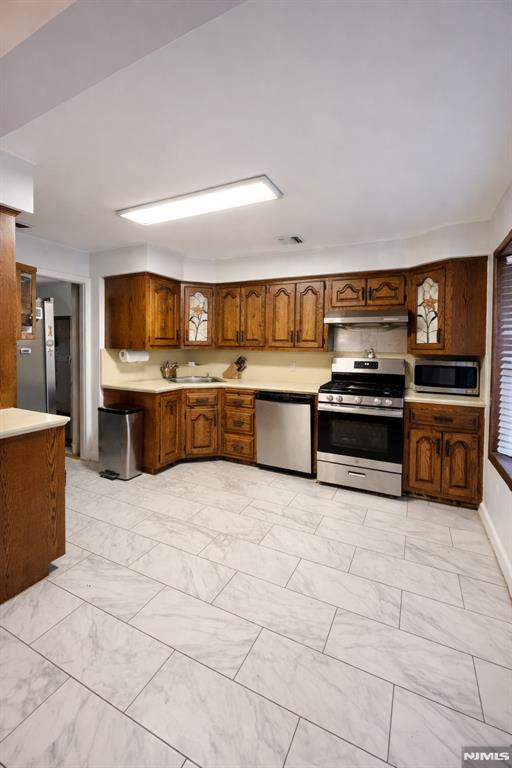 71 Stewart Street Demarest, NJ 07627 - Photo 3 of 8