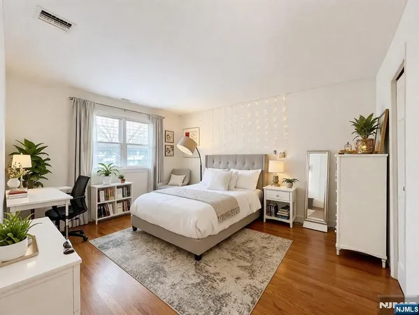$1,290,000 | 71 Stewart Street, Demarest, NJ 07627